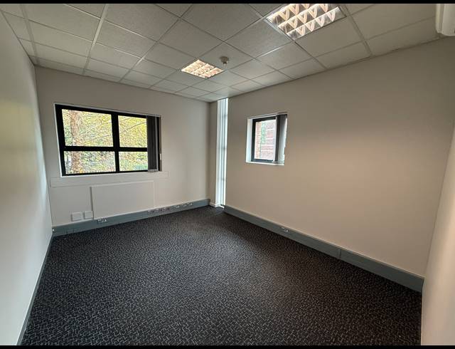 356M² OFFICE TO LET IN PARKTOWN